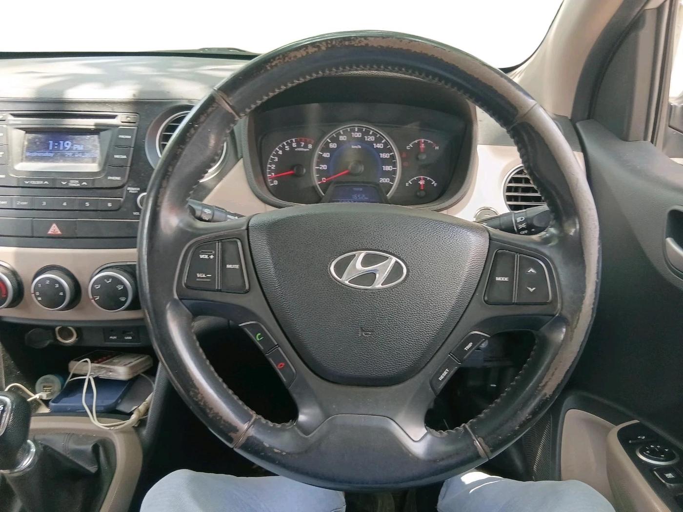 2014 Hyundai Grand i10 ASTA 1.2 KAPPA VTVT, Petrol, Manual, 60,021 km, interior