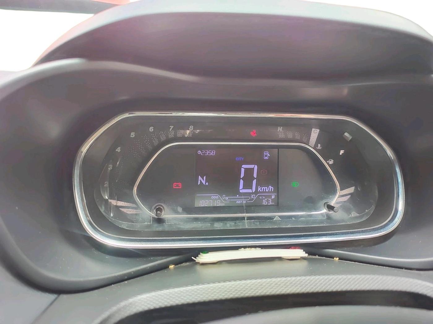 2020 Tata NEXON XZA PLUS PETROL DUAL TONE, Petrol, Automatic, 1,02,719 km, interior
