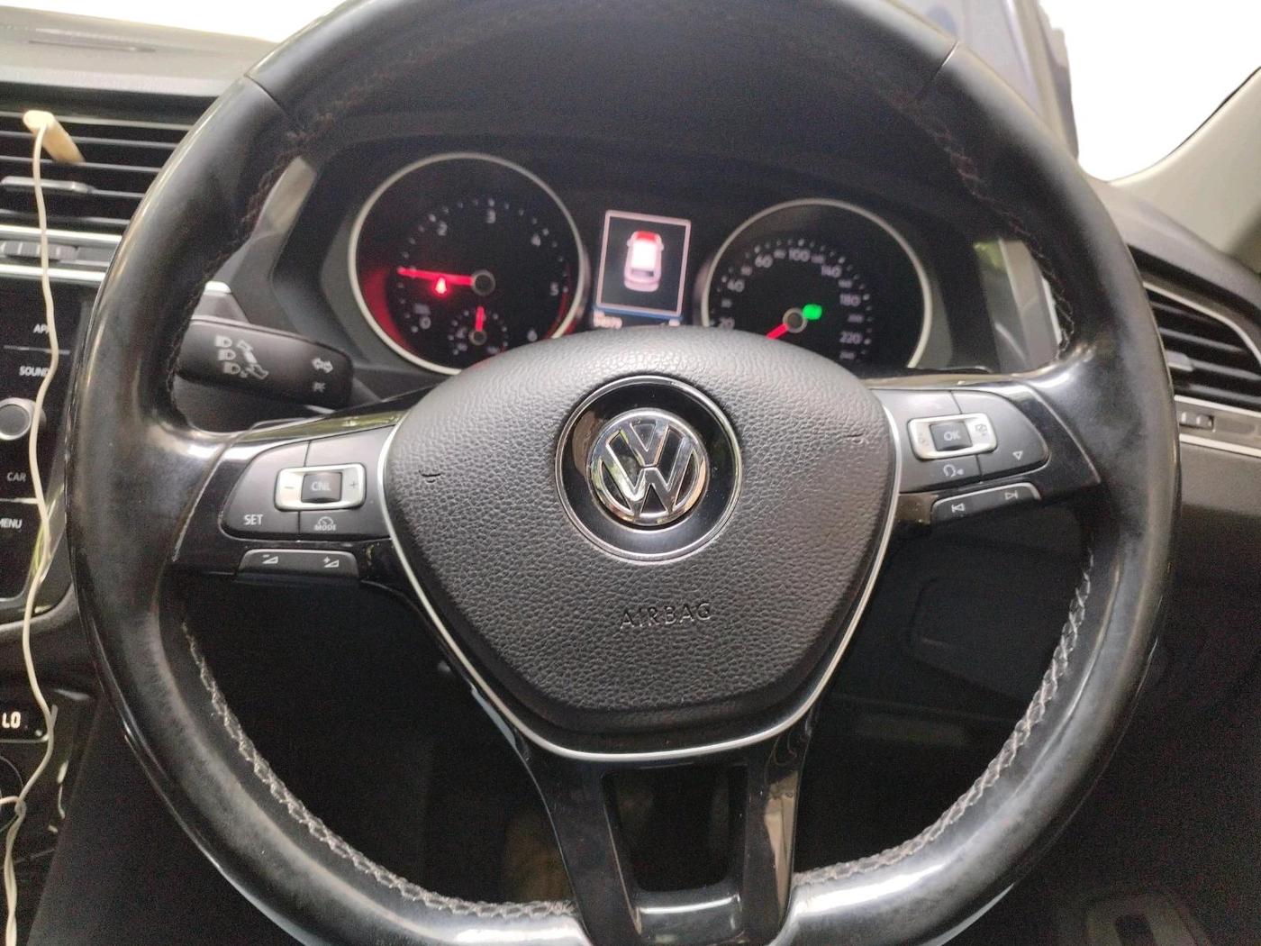 2018 Volkswagen TIGUAN HIGHLINE TDI AT, Diesel, Automatic, 94,979 km, interior