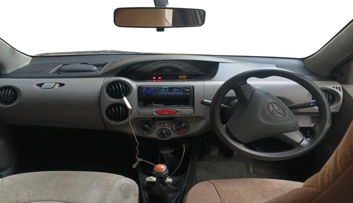 2011 Toyota Etios G, Petrol, Manual, 1,09,633 km, interior