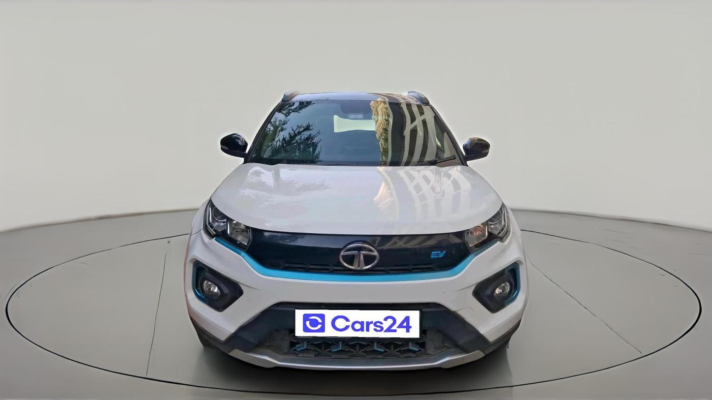 2022 Tata NEXON EV XZ PLUS LUX, Electric, Automatic, 37,544 km, exterior