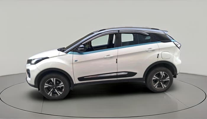 2022 Tata NEXON EV XZ PLUS LUX, Electric, Automatic, 37,544 km, exterior
