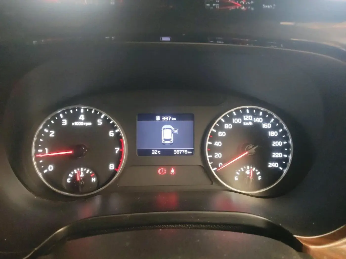 2022 KIA SELTOS HTE 1.5 PETROL, Petrol, Manual, 38,776 km, interior