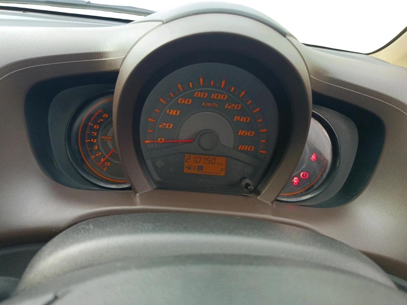 2013 Honda Amaze 1.2L I-VTEC S, Petrol, Manual, 2,10,150 km, interior
