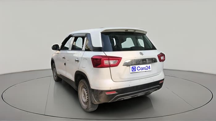 2020 Maruti Vitara Brezza LXI, Petrol, Manual, 1,24,903 km, exterior