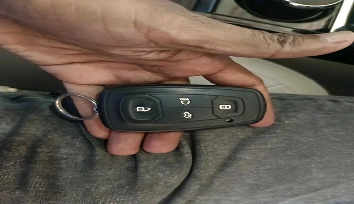 2022 Tata NEXON XZA PLUS DIESEL, Diesel, Automatic, 40,838 km, interior