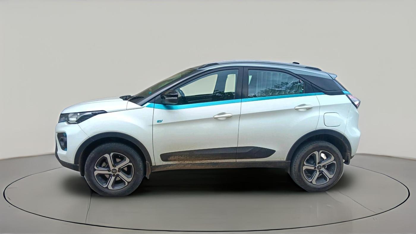 2021 Tata NEXON EV XZ PLUS, Electric, Automatic, 68,153 km, exterior
