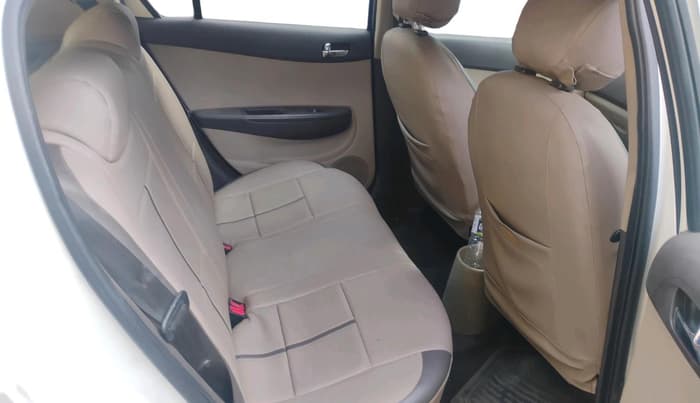 2012 Hyundai i20 MAGNA (O) 1.2, Petrol, Manual, 1,16,115 km, interior