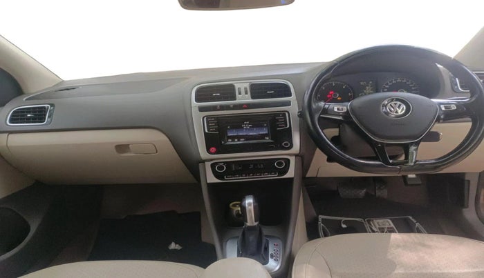 2016 Volkswagen Vento HIGHLINE 1.5 AT, Diesel, Automatic, 75,305 km, interior