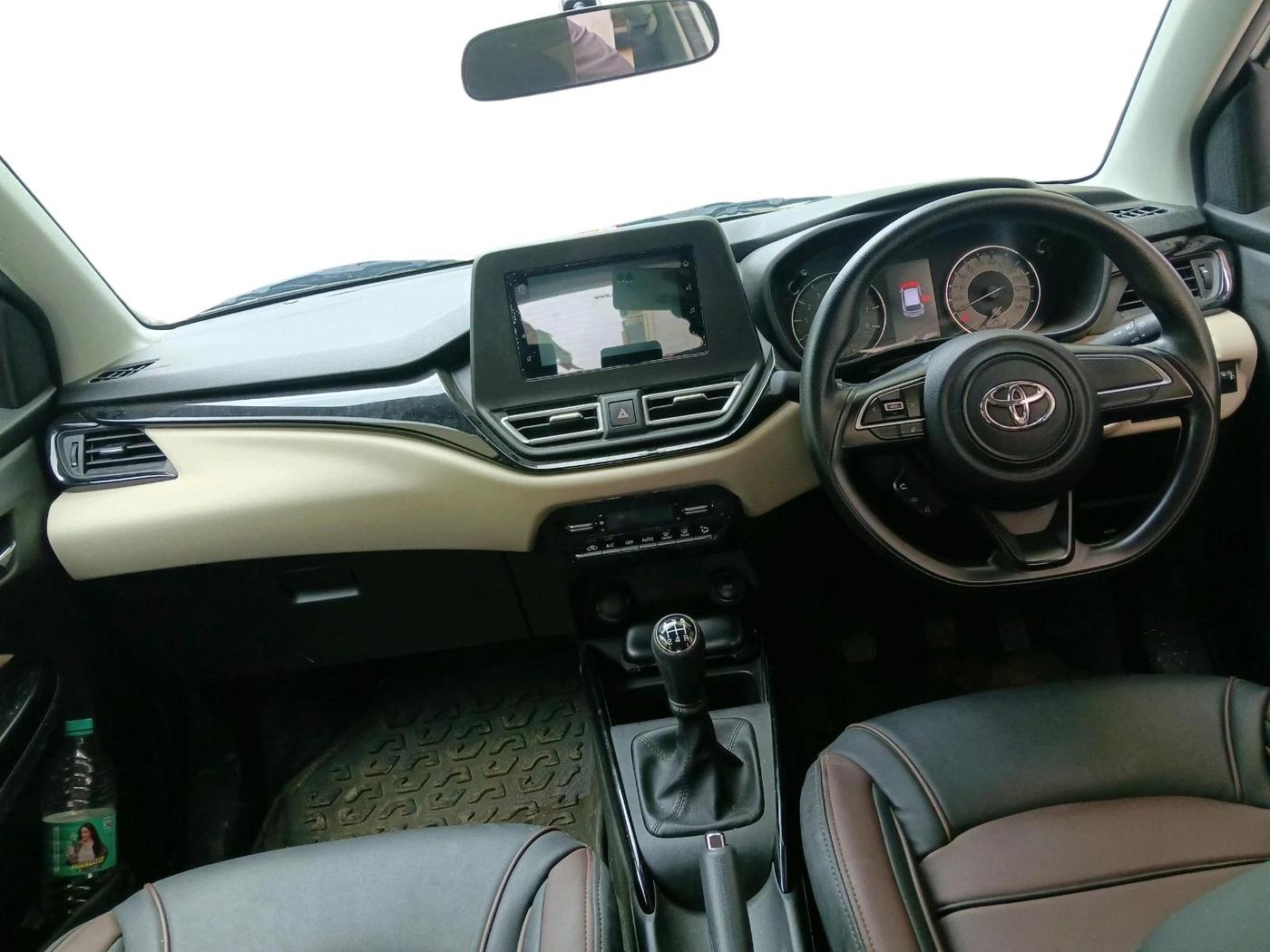 2025 Toyota Glanza G E-CNG, CNG, Manual, 15,045 km, interior