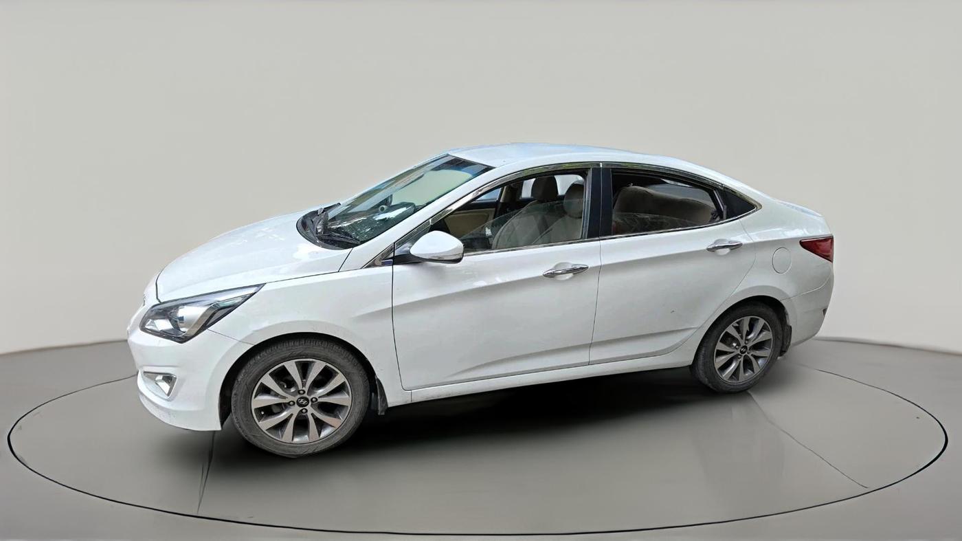 2015 Hyundai Verna FLUIDIC 4S 1.6 VTVT S, Petrol, Manual, 76,200 km, exterior