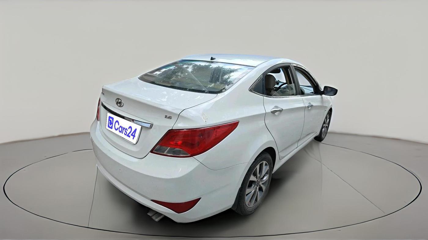 2015 Hyundai Verna FLUIDIC 4S 1.6 VTVT S, Petrol, Manual, 76,200 km, exterior