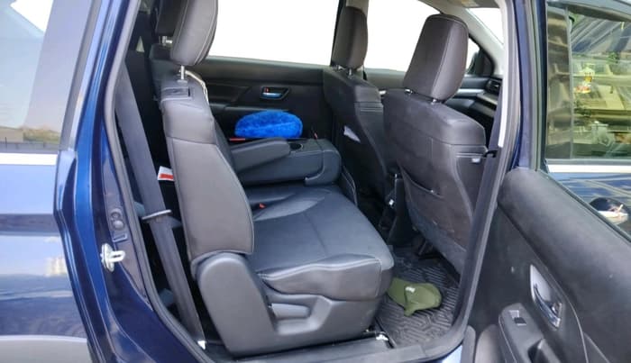 2025 Maruti XL6 ALPHA PLUS AT, Petrol, Automatic, 4,239 km, interior