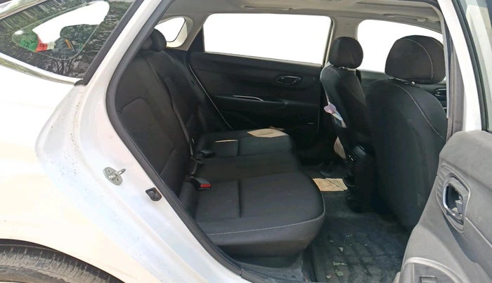 2023 Hyundai NEW I20 ASTA (O) 1.2 IVT, Petrol, Automatic, 41,242 km, interior