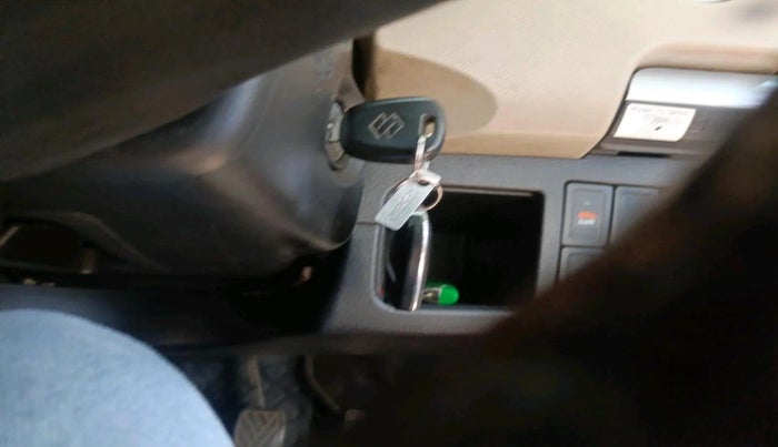 2018 Maruti Wagon R 1.0 LXI CNG, CNG, Manual, 88,492 km, interior