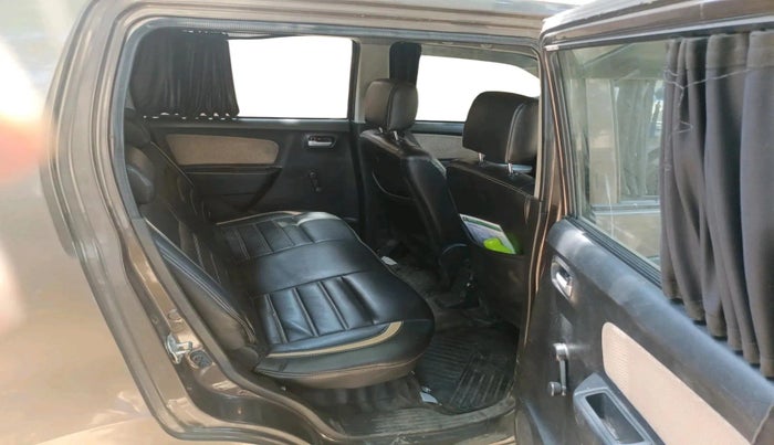 2018 Maruti Wagon R 1.0 LXI CNG, CNG, Manual, 88,492 km, interior