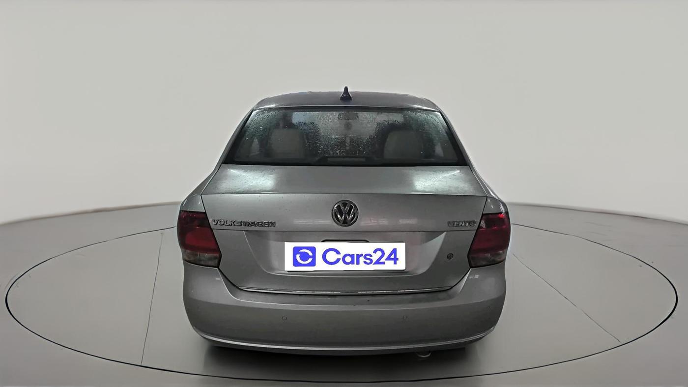 2013 Volkswagen Vento HIGHLINE 1.6 MPI, Petrol, Manual, 87,671 km, exterior