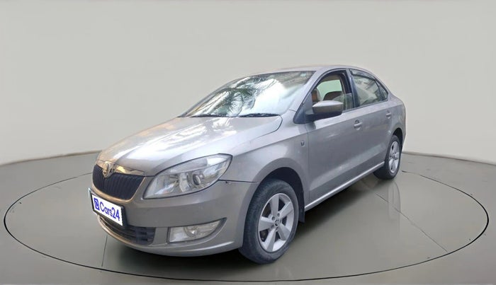 2015 Skoda Rapid ELEGANCE 1.6 MPI MT, Petrol, Manual, 70,999 km, exterior