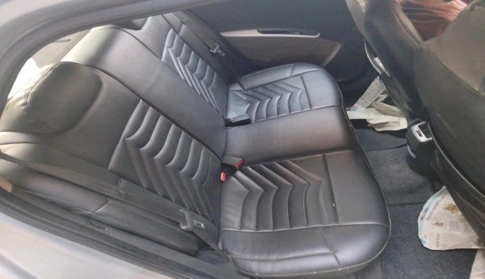 2017 Hyundai Grand i10 SPORTZ 1.2 KAPPA VTVT, Petrol, Manual, 91,849 km, interior