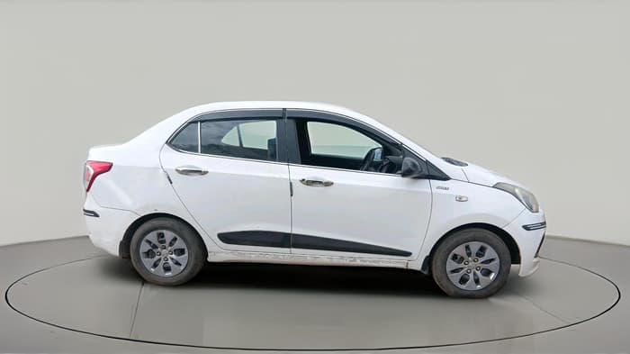 2017 Hyundai Xcent CRDI + ABS, Diesel, Manual, 1,81,299 km, exterior
