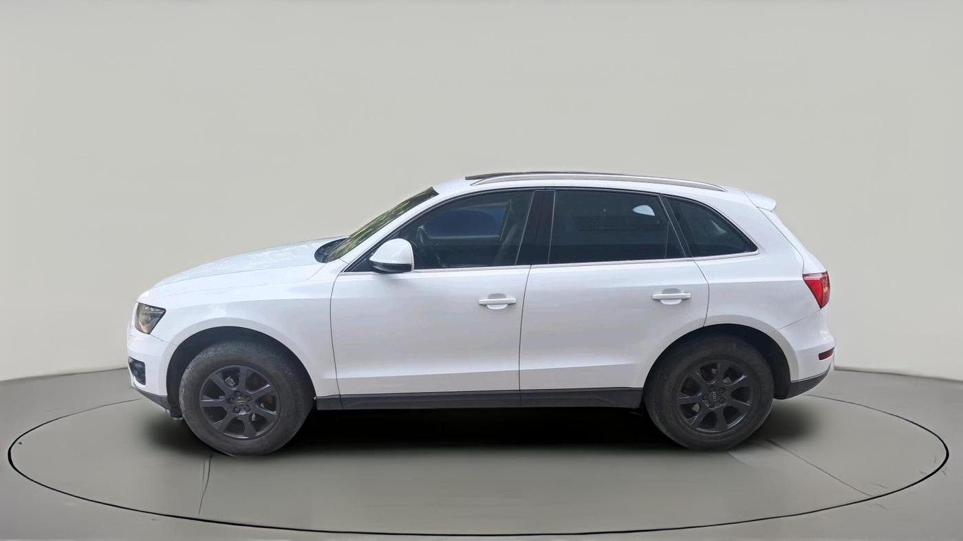 2012 Audi Q5 2.0 TDI QUATTRO, Diesel, Automatic, 1,13,179 km, exterior