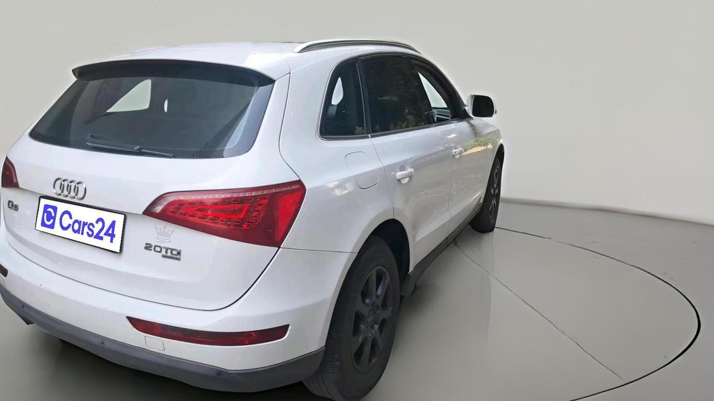 2012 Audi Q5 2.0 TDI QUATTRO, Diesel, Automatic, 1,13,179 km, exterior