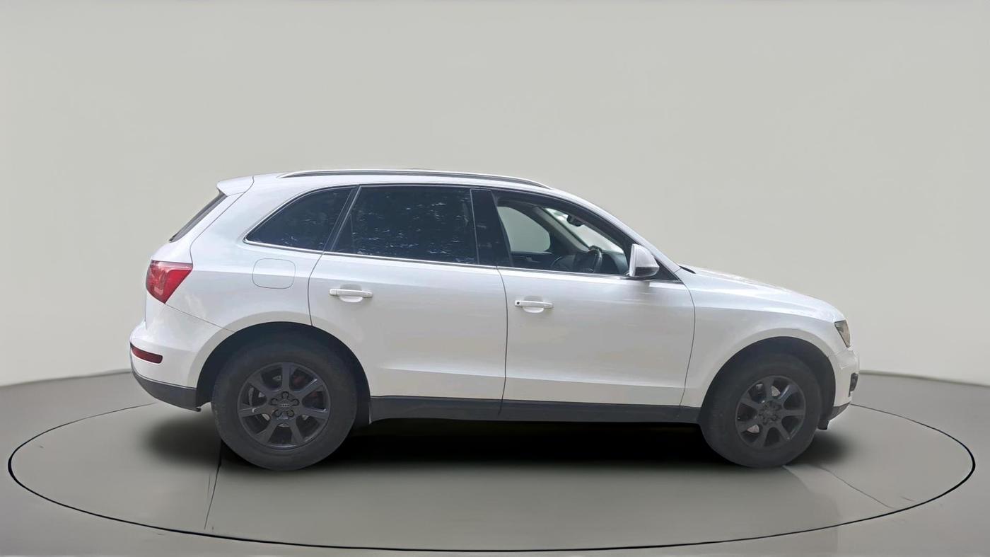 2012 Audi Q5 2.0 TDI QUATTRO, Diesel, Automatic, 1,13,179 km, exterior