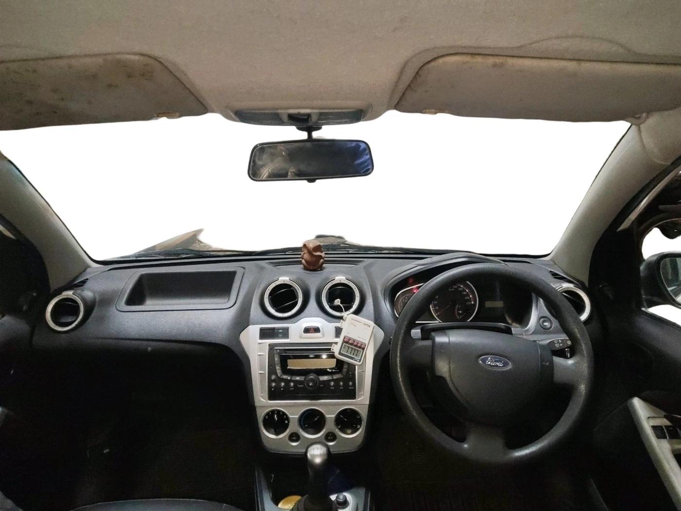2011 Ford Figo ZXI 1.4 DIESEL, Diesel, Manual, 74,495 km, interior