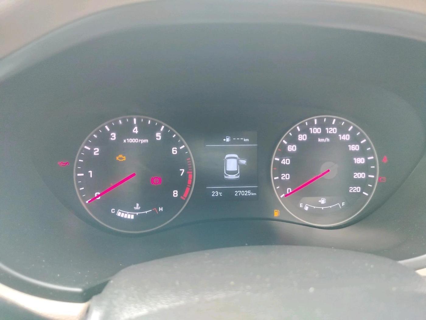 2019 Hyundai Elite i20 ASTA 1.2 (O), Petrol, Manual, 27,025 km, interior