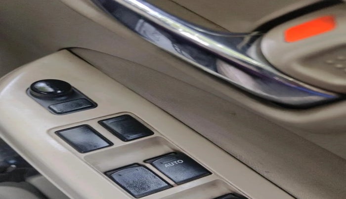 2017 Maruti Ertiga VXI CNG, CNG, Manual, 1,06,562 km, interior