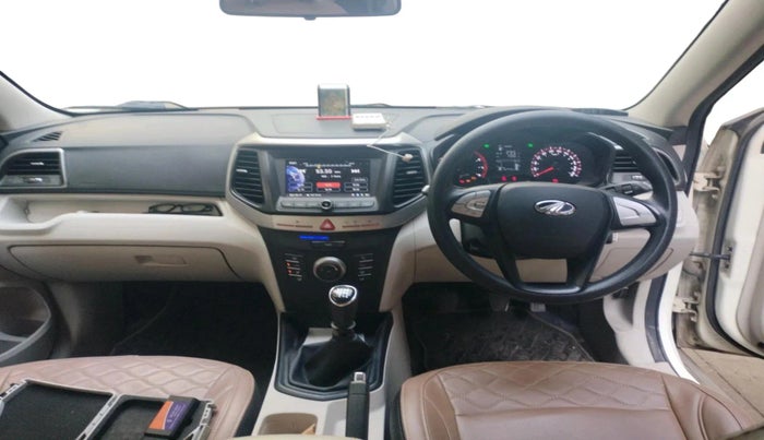 2019 Mahindra XUV300 W6 1.2 PETROL, Petrol, Manual, 62,445 km, interior