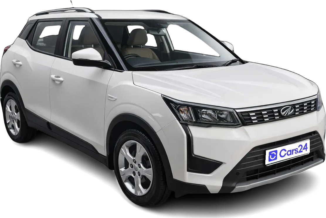 2019 Mahindra XUV300 - SUV - Petrol - Manual - ₹6.45 lakh