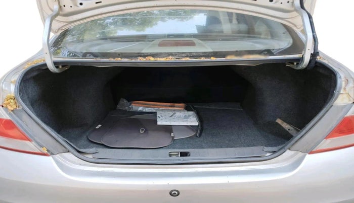 2013 Renault Scala RXZ DIESEL, Diesel, Manual, 54,458 km, exterior