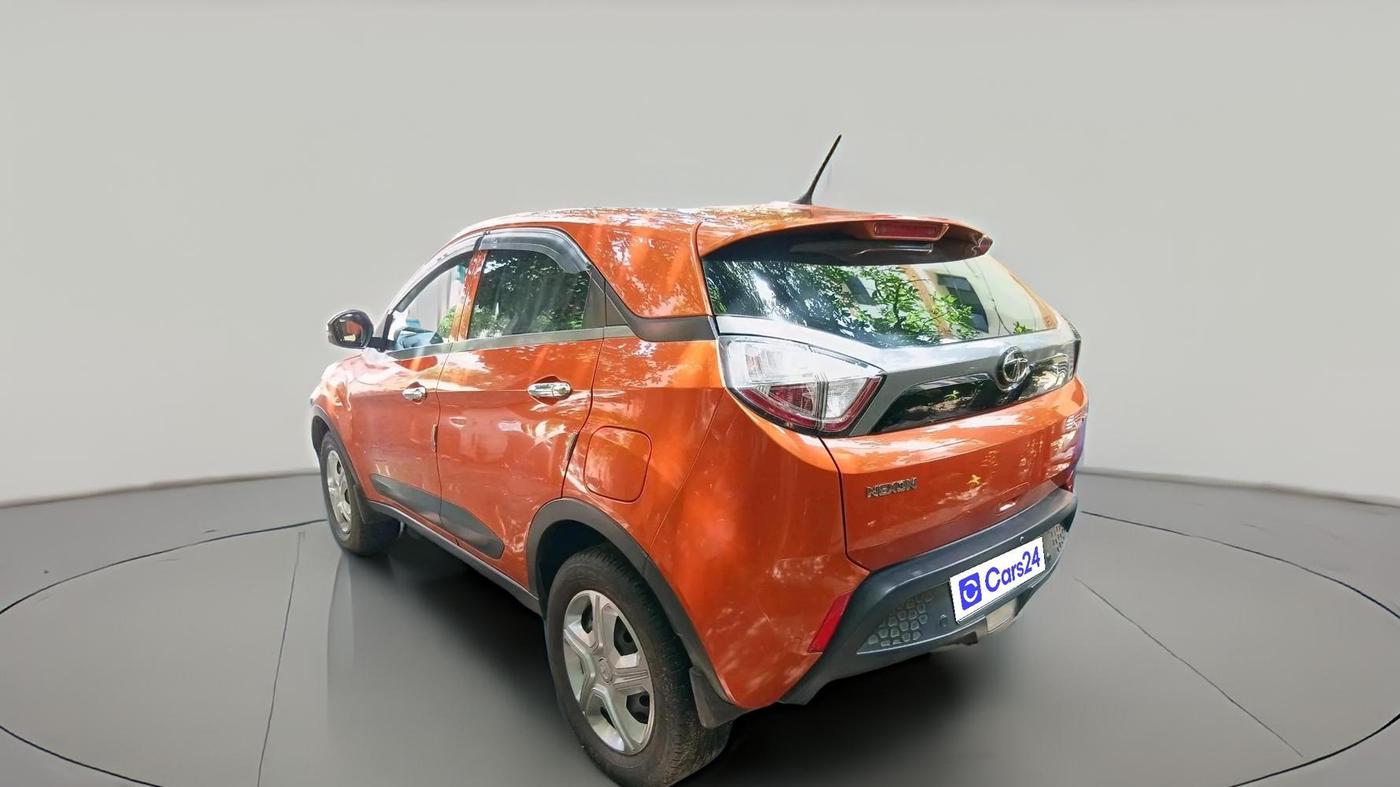 2018 Tata NEXON XMA DIESEL, Diesel, Automatic, 92,823 km, exterior