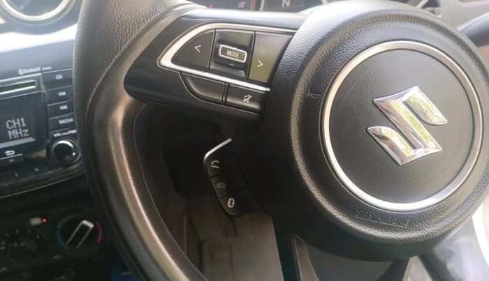 2020 Maruti Swift VXI AMT, Petrol, Automatic, 61,460 km, interior