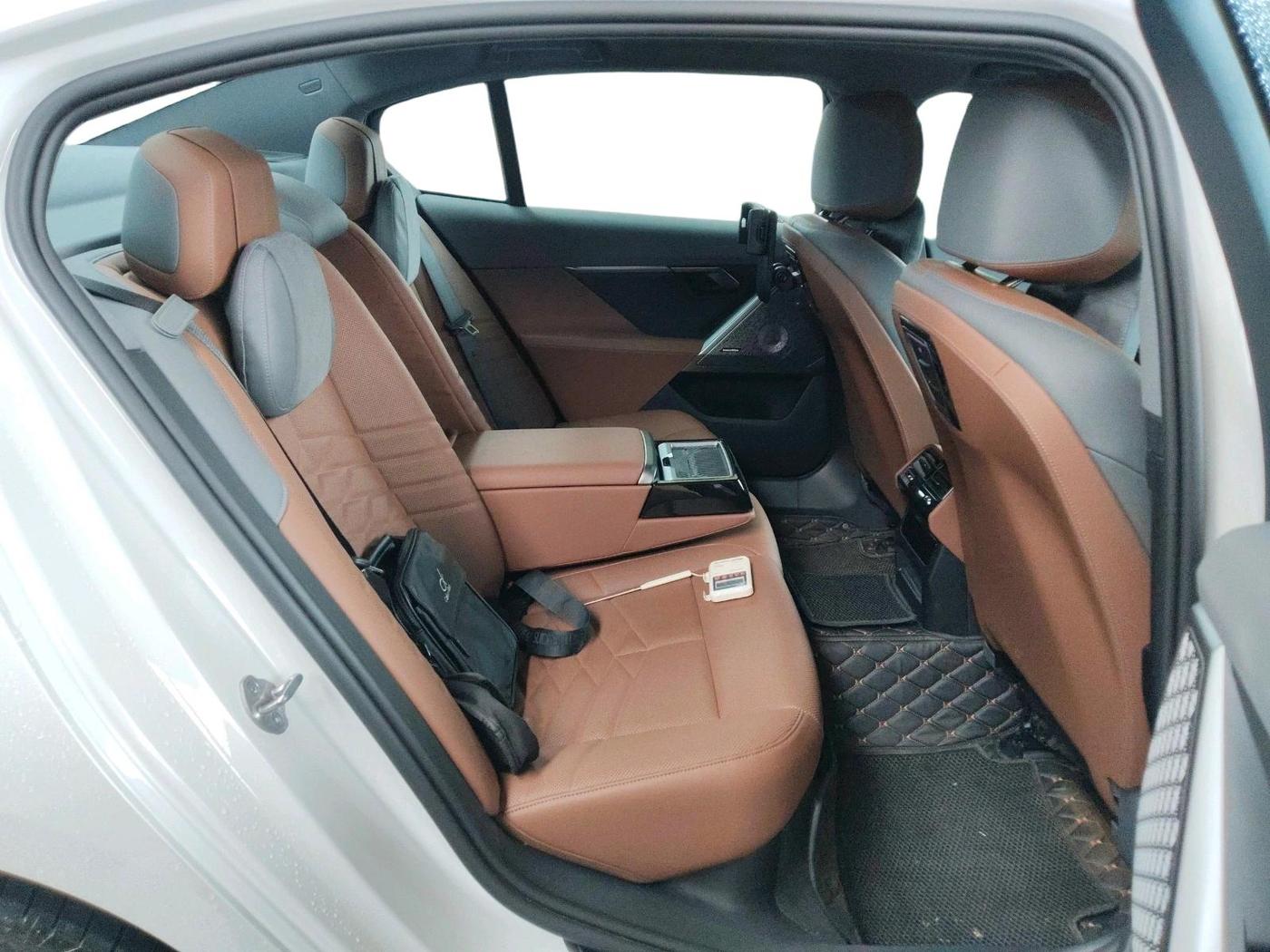 2025 BMW 5 Series 530Li M Sport, Petrol, Automatic, 8,203 km, interior