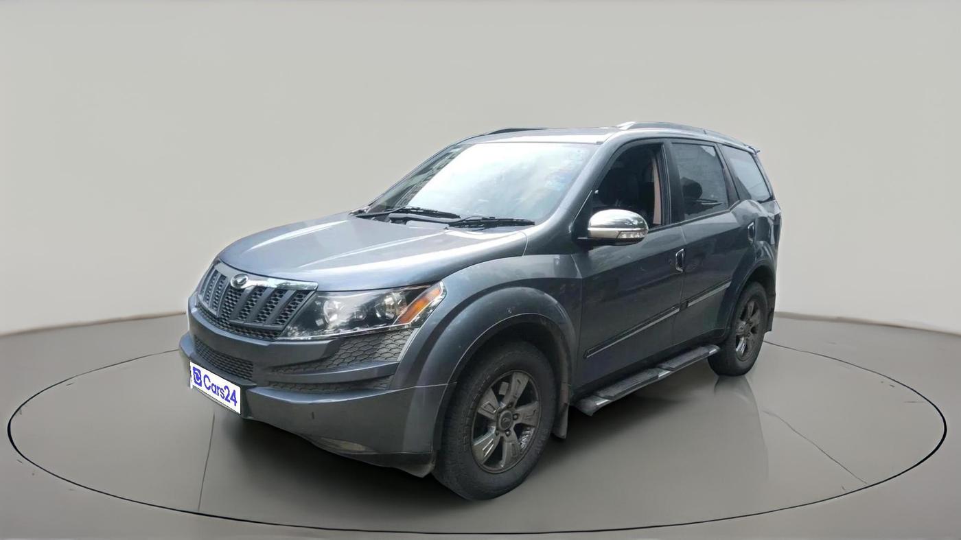 2014 Mahindra XUV500 W8, Diesel, Manual, 1,49,879 km, exterior