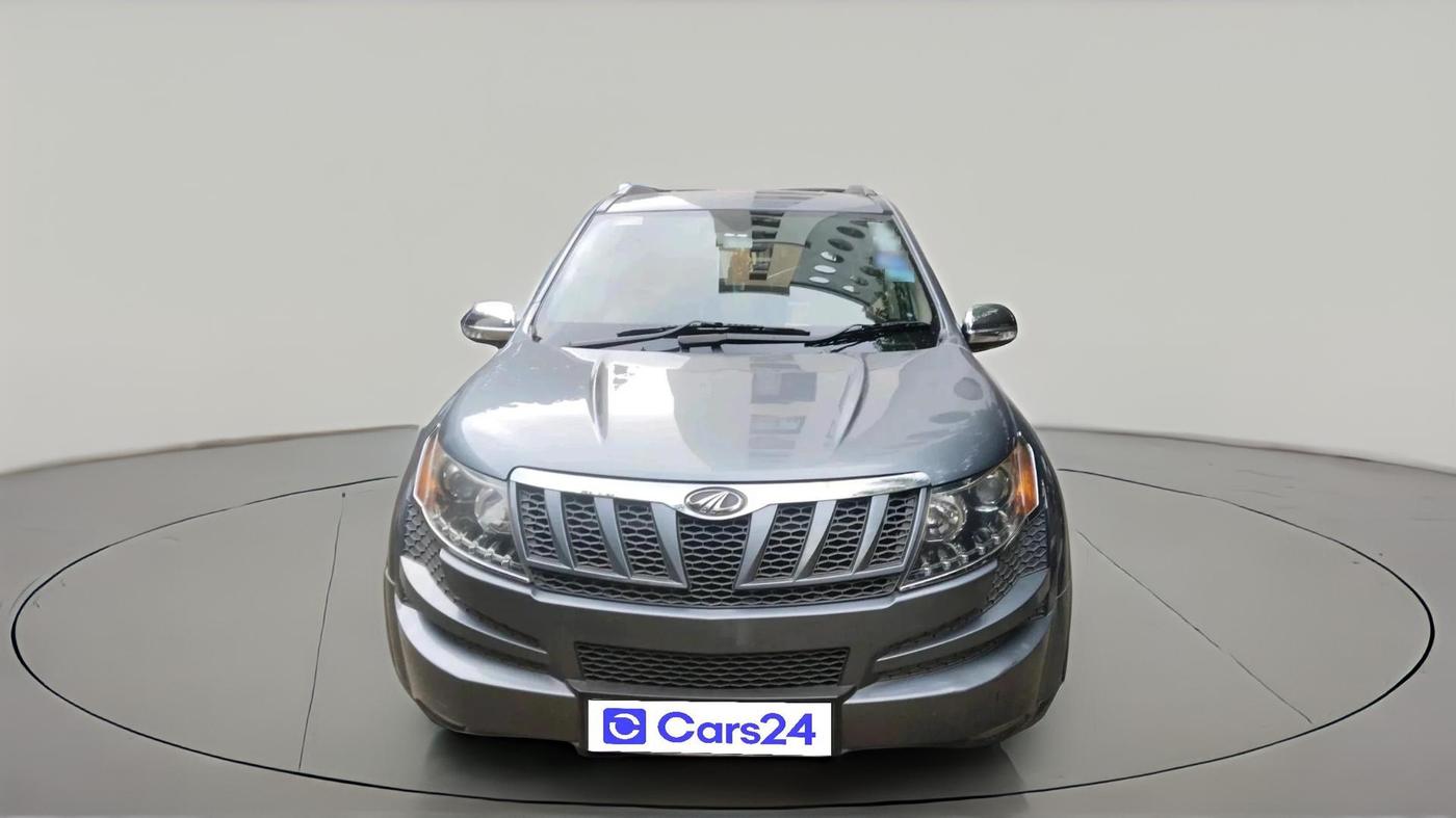 2014 Mahindra XUV500 W8, Diesel, Manual, 1,49,879 km, exterior