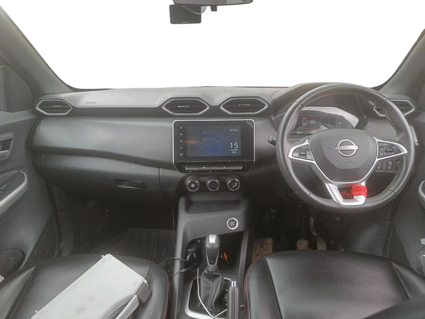 2024 Nissan MAGNITE XV PREMIUM TURBO CVT, Petrol, Automatic, 37,445 km, interior