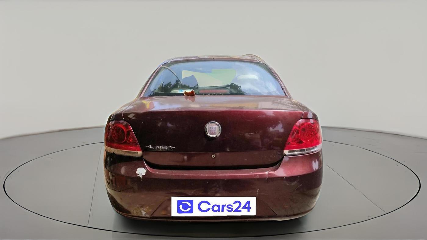 2013 Fiat Linea CLASSIC 1.4 L, Petrol, Manual, 1,13,444 km, exterior
