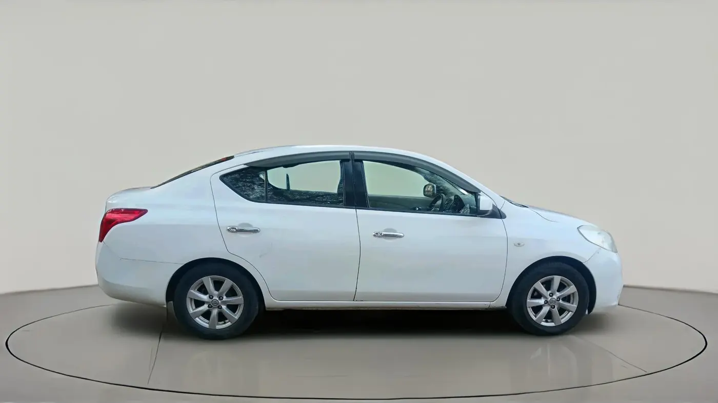 2013 Nissan Sunny XV PETROL, Petrol, Manual, 55,820 km, exterior