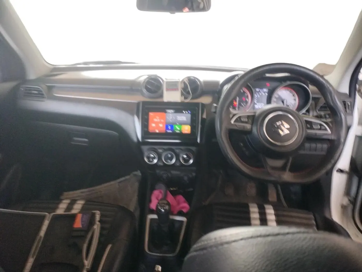 2022 Maruti Swift ZXI PLUS, Petrol, Manual, 27,016 km, interior