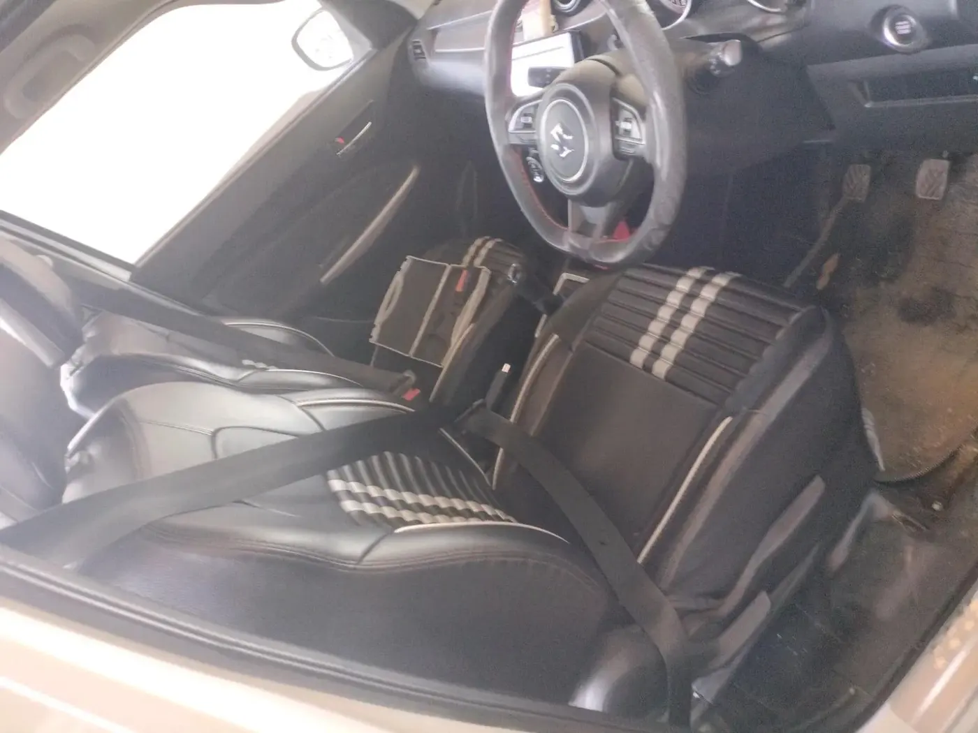 2022 Maruti Swift ZXI PLUS, Petrol, Manual, 27,016 km, interior