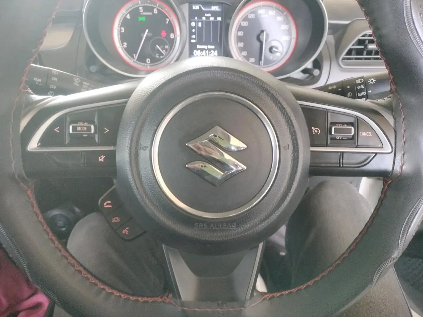 2022 Maruti Swift ZXI PLUS, Petrol, Manual, 27,016 km, interior