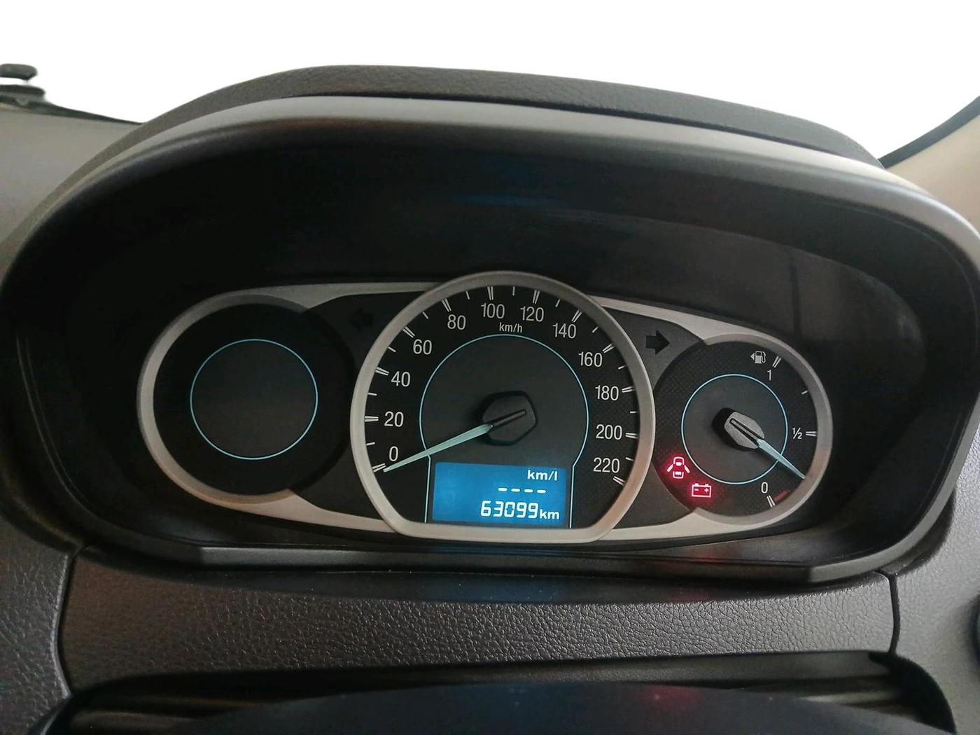 2015 Ford Figo Aspire AMBIENTE 1.2 PETROL, Petrol, Manual, 63,099 km, interior