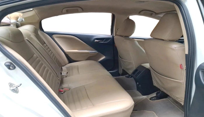 2016 Honda City 1.5L I-VTEC V MT, Petrol, Manual, 29,764 km, interior