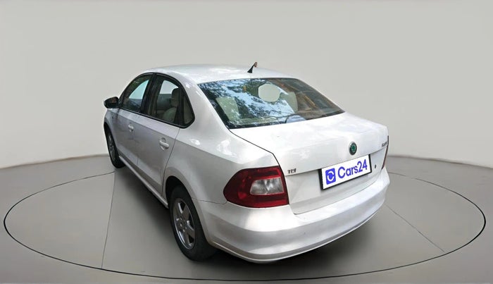 2012 Skoda Rapid ELEGANCE 1.6 TDI CR MT, Diesel, Manual, 91,518 km, exterior