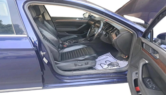2018 Volkswagen Passat HIGHLINE DSG, Diesel, Automatic, 42,324 km, interior