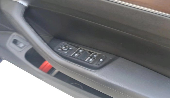 2018 Volkswagen Passat HIGHLINE DSG, Diesel, Automatic, 42,324 km, interior