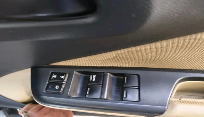 2015 Honda City 1.5L I-VTEC SV, Petrol, Manual, 1,98,438 km, interior